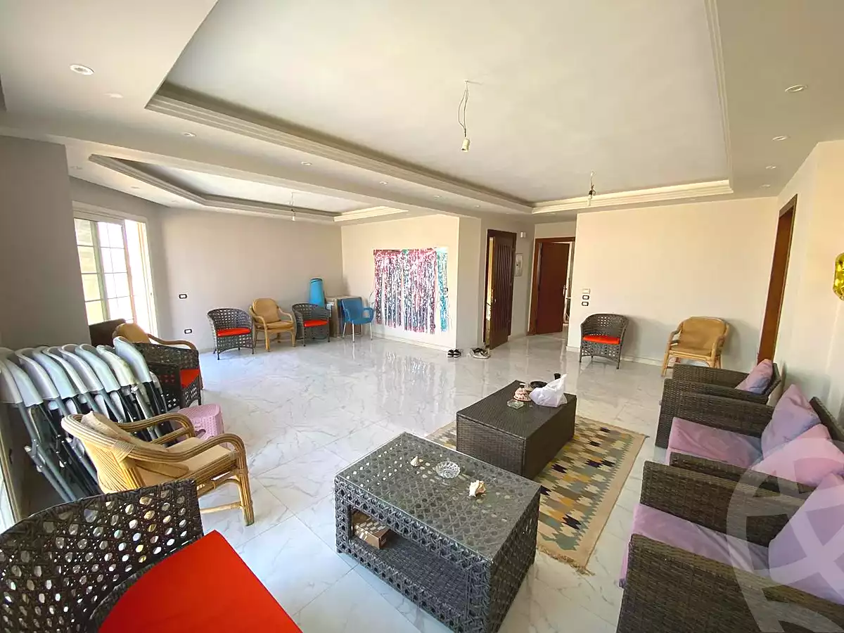 https://aqarmap.com.eg/en/listing/7218694-for-sale-cairo-new-cairo-ganob-el-akadamiya-orouba-axis