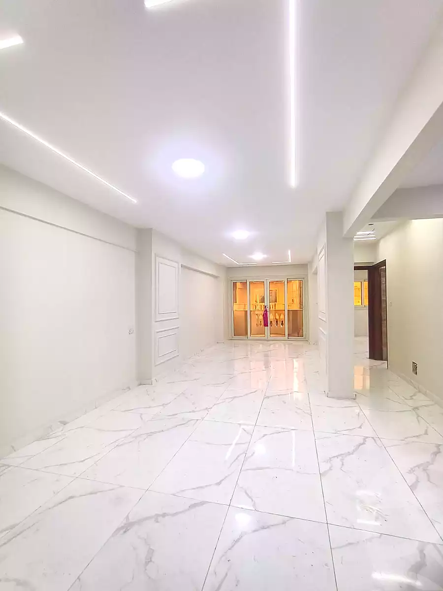 https://aqarmap.com.eg/ar/listing/7218770-for-sale-alexandria-al-agamy-bw-ywsf