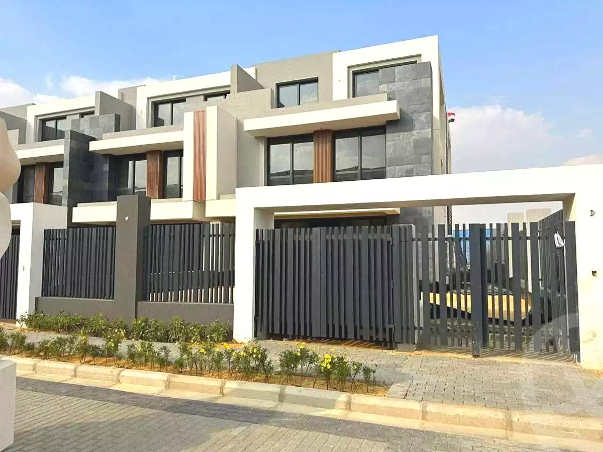 https://aqarmap.com.eg/en/listing/7218789-for-sale-cairo-new-cairo-compounds-el-patio-town-compound-la-vista