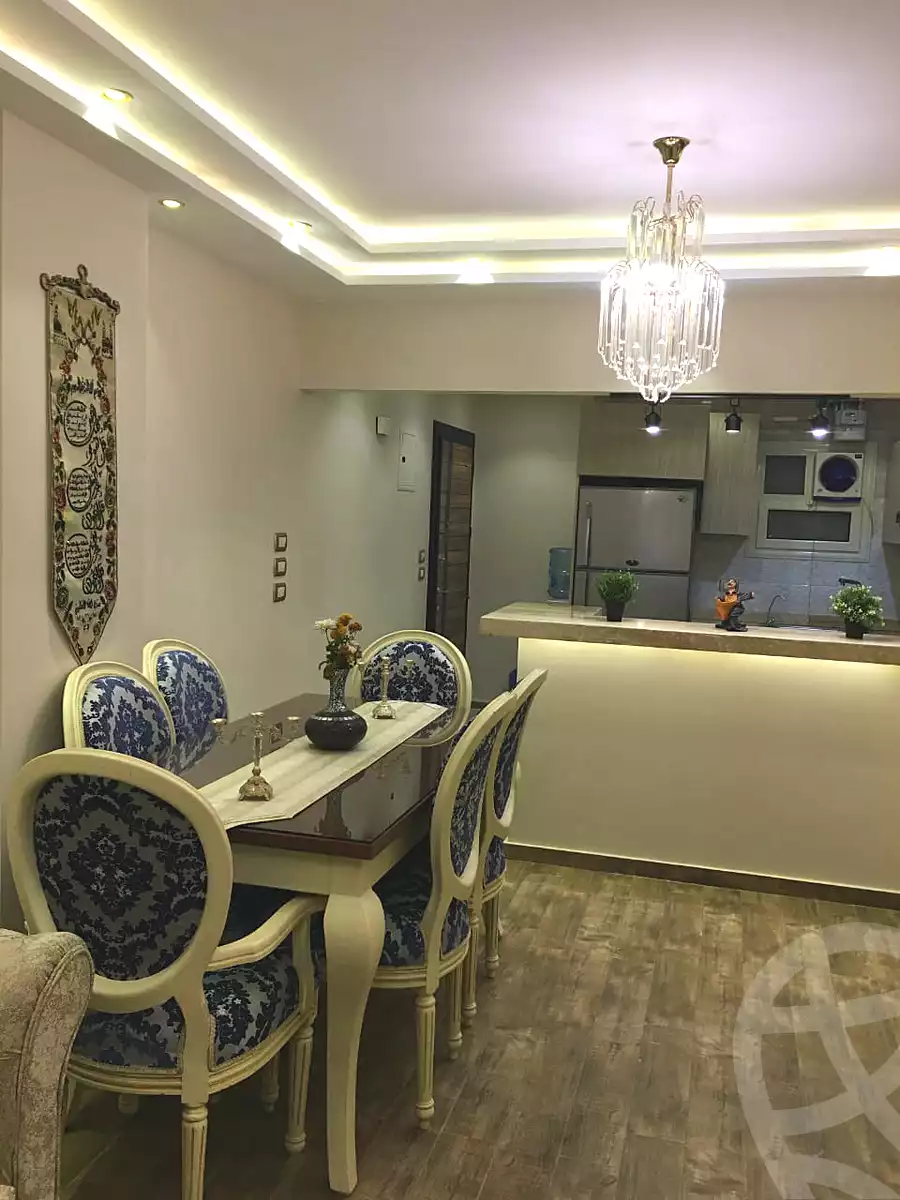 https://aqarmap.com.eg/en/listing/7218874-for-sale-cairo-new-cairo-compounds-el-ashrafia