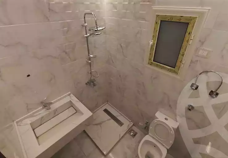 https://aqarmap.com.eg/ar/listing/7219107-for-rent-alexandria-moharram-bey