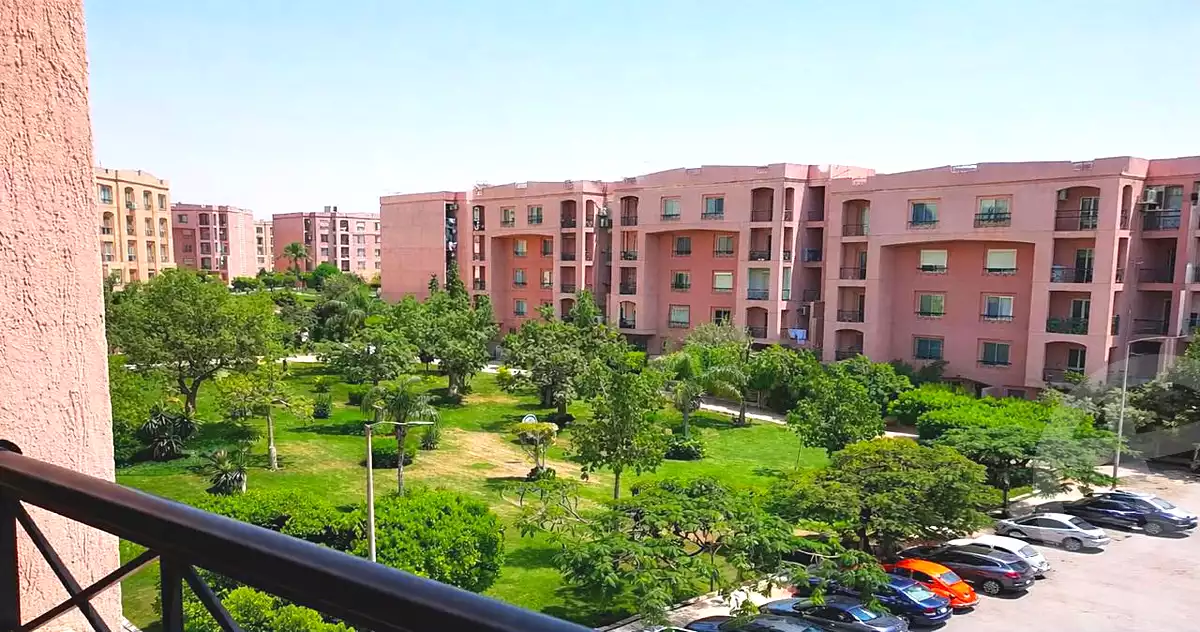 https://aqarmap.com.eg/ar/listing/7219298-for-sale-cairo-new-cairo-lrhb-city-phase-1-ahmed-rami-st