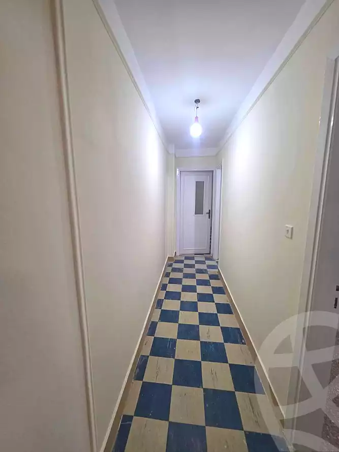 https://aqarmap.com.eg/ar/listing/7219335-for-sale-alexandria-sydy-bshr-sydy-bshr-bhry-shr-khld-bn-lwlyd