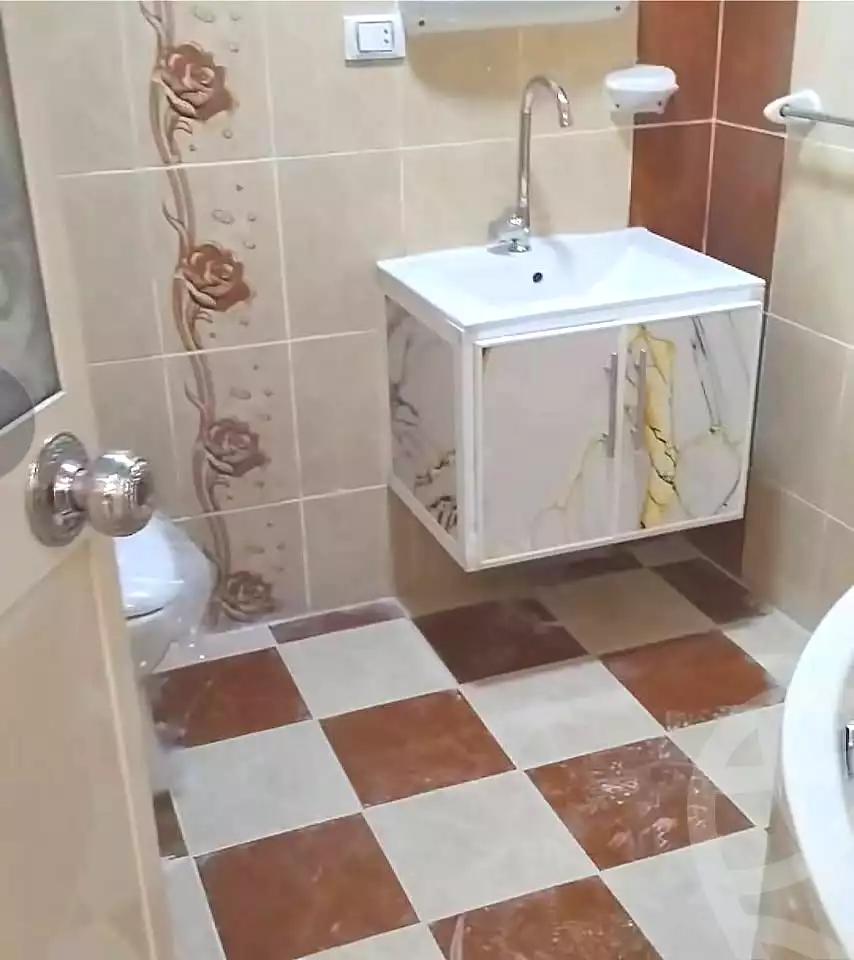 https://aqarmap.com.eg/en/listing/7219377-for-sale-alexandria-al-agamy-el-hanouvel-kasr-al-quiri-st-1