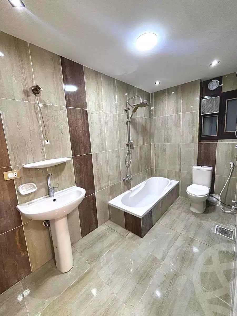 https://aqarmap.com.eg/ar/listing/7219774-for-sale-alexandria-sydy-bshr-sydy-bshr-bhry-shr-mhmwd-l-yswy