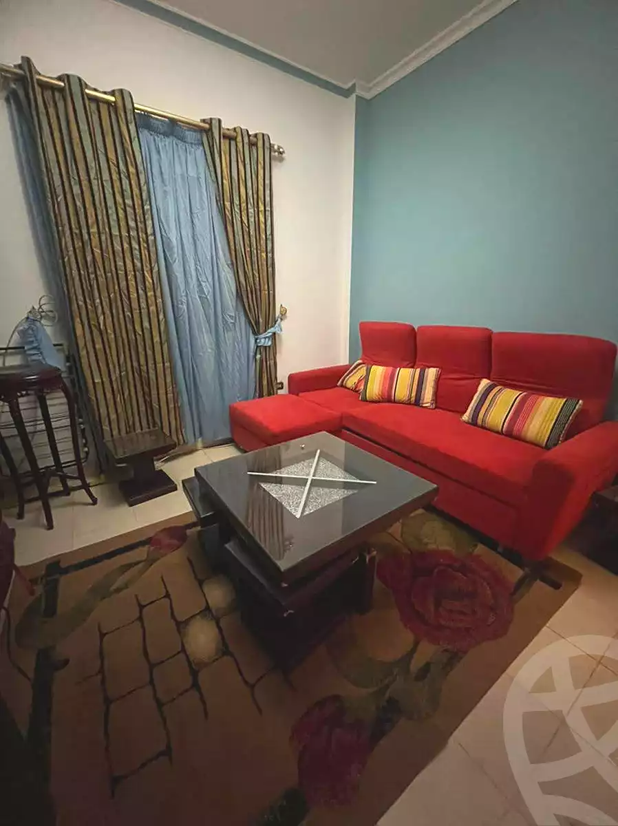 https://aqarmap.com.eg/ar/listing/7219801-for-sale-cairo-el-sheikh-zayed-city-el-hay-el-rabeaa-al-mostakbal-st