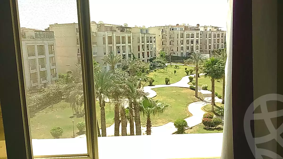 https://aqarmap.com.eg/en/listing/7219813-for-sale-cairo-el-sheikh-zayed-city-compounds-hadayek-el-mohandiseen