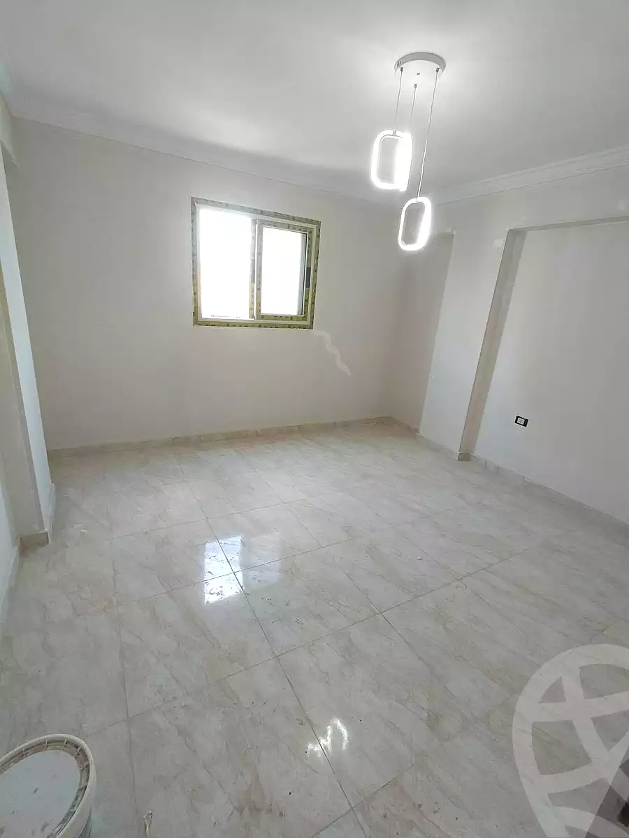 https://aqarmap.com.eg/ar/listing/7219888-for-sale-alexandria-new-miami-eskot