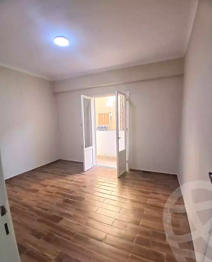 https://aqarmap.com.eg/ar/listing/7220031-for-sale-alexandria-el-asafra-ahmed-tiesser-st