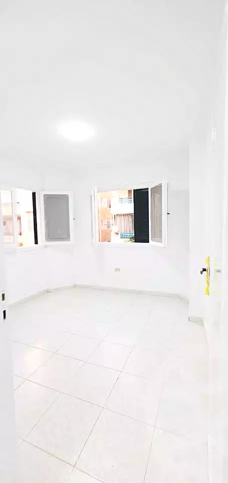 https://aqarmap.com.eg/ar/listing/7220070-for-sale-alexandria-al-agamy-shataa-el-nakheel
