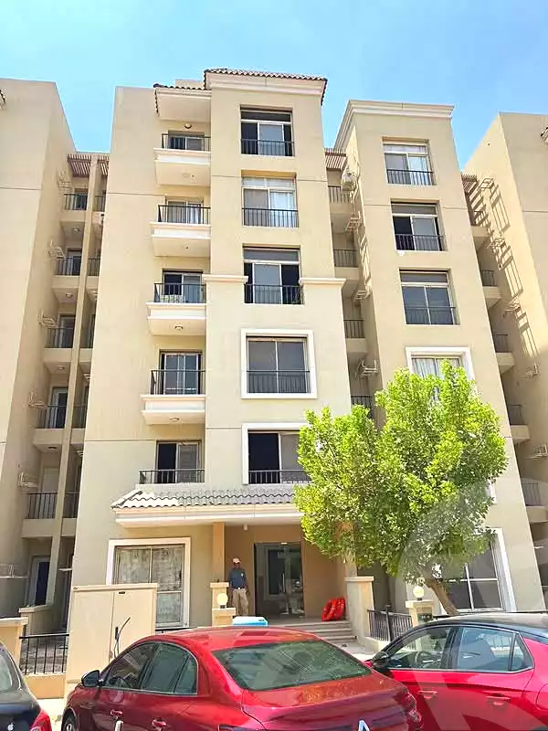 https://aqarmap.com.eg/ar/listing/7220067-for-sale-cairo-new-cairo-compounds-sarai-club-views-sarai-compound