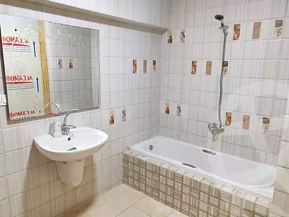 https://aqarmap.com.eg/en/listing/7220181-for-rent-alexandria-el-montazah