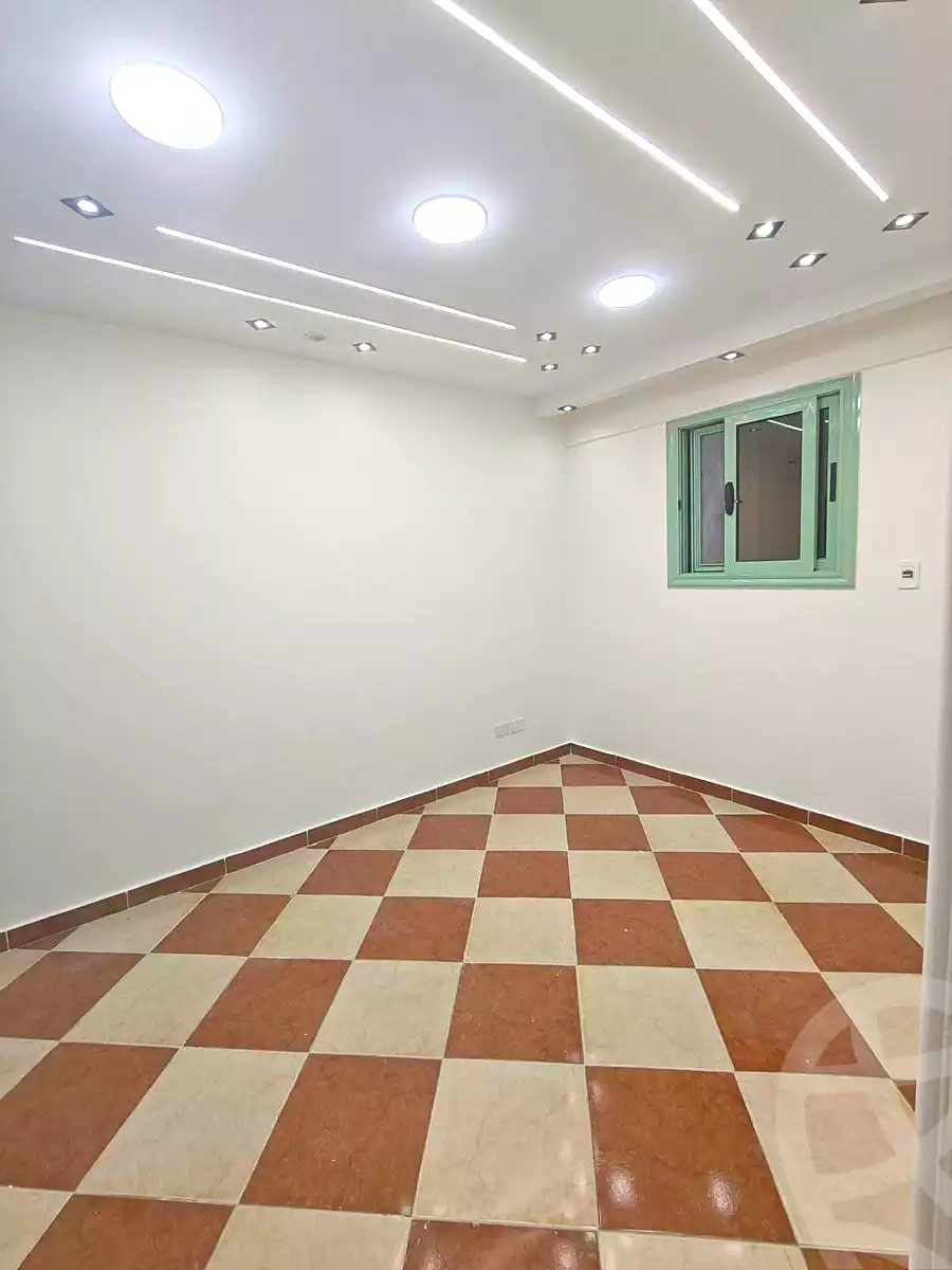 https://aqarmap.com.eg/ar/listing/7220306-for-sale-alexandria-sydy-bshr-sydy-bshr-bhry-shr-mhmwd-l-yswy