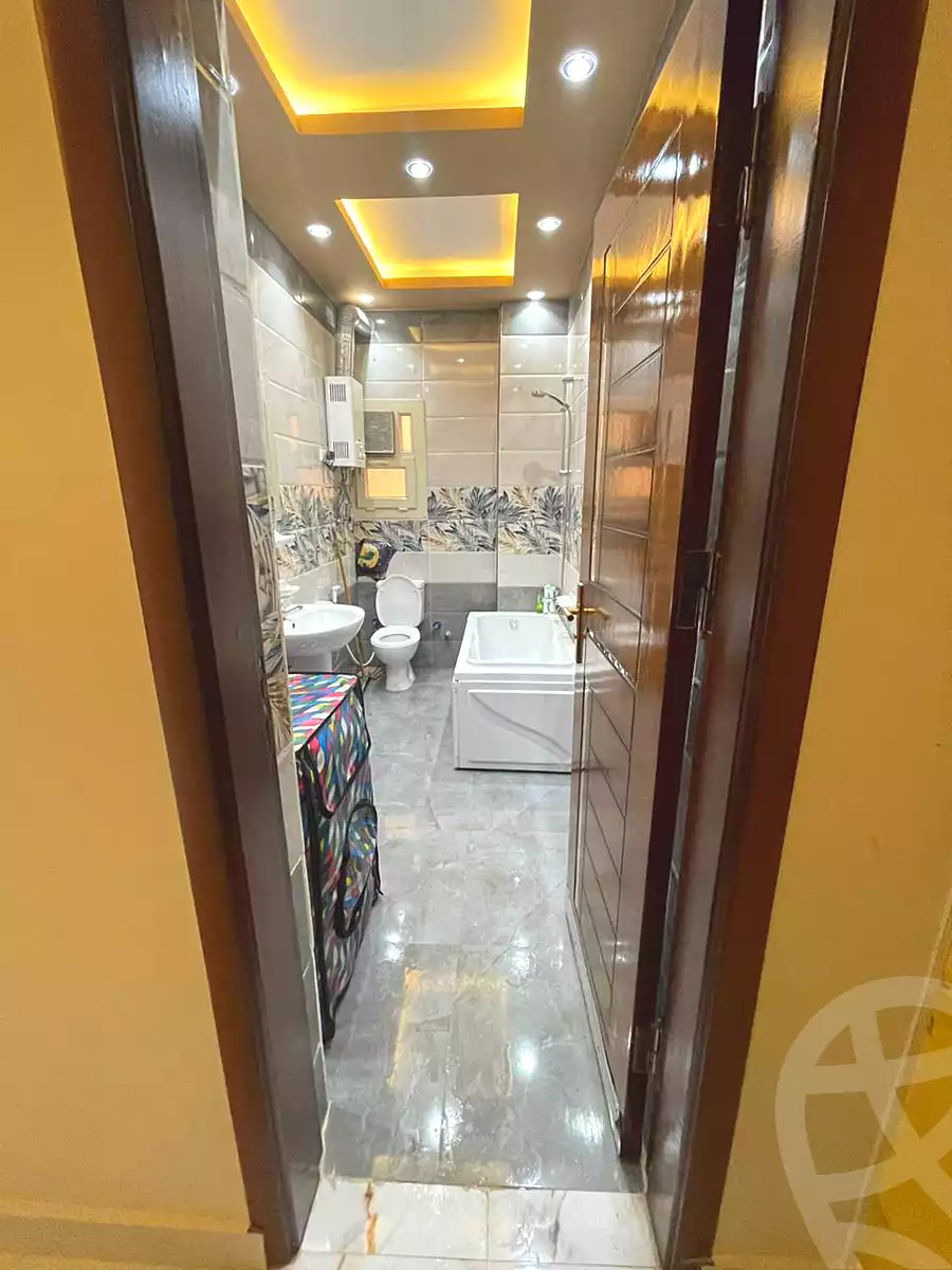 https://aqarmap.com.eg/ar/listing/7220310-for-sale-cairo-6th-of-october-el-ahyaa-neighborhood-3rd-street-39