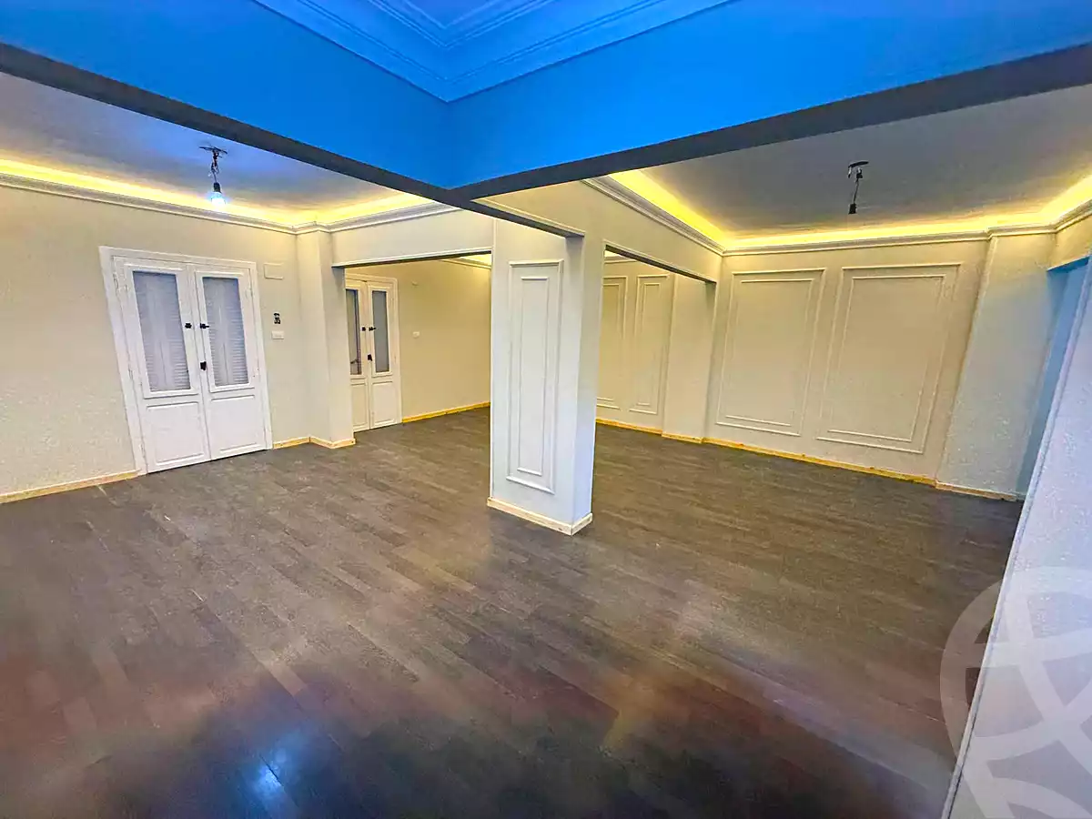 https://aqarmap.com.eg/ar/listing/7220355-for-sale-cairo-helwan-helwan-el-sharkeya-khesro-basha-st