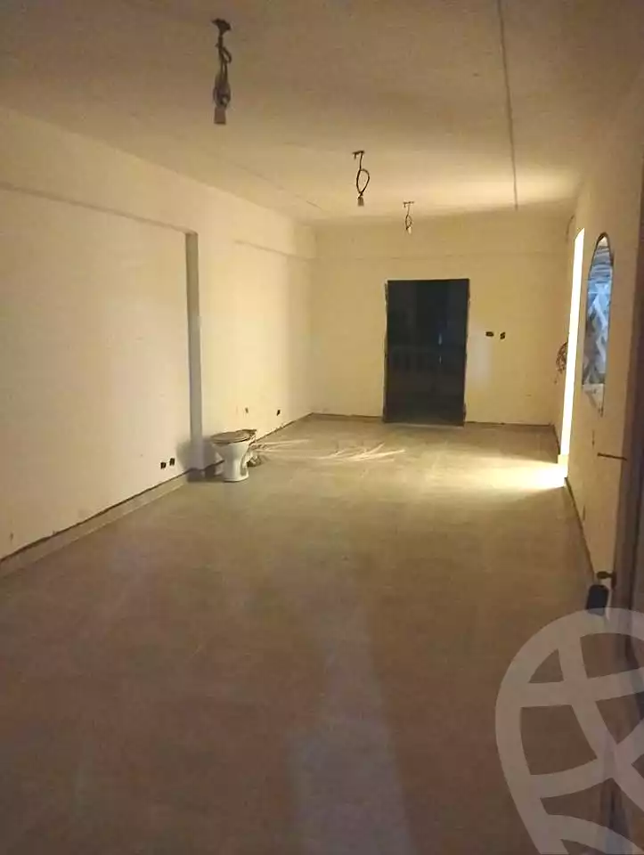 https://aqarmap.com.eg/ar/listing/7220460-for-sale-alexandria-al-agamy-el-hanouvel