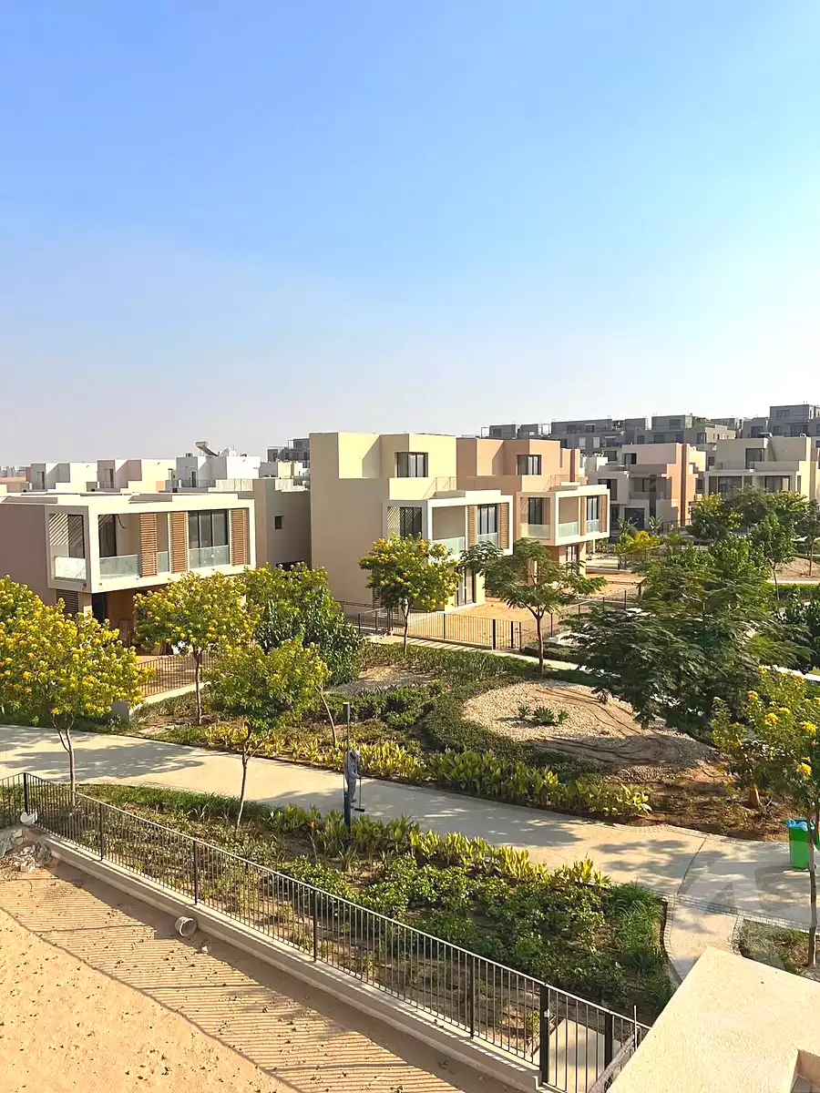 4 BR Townhouse in Azailya, photo 16 of 16