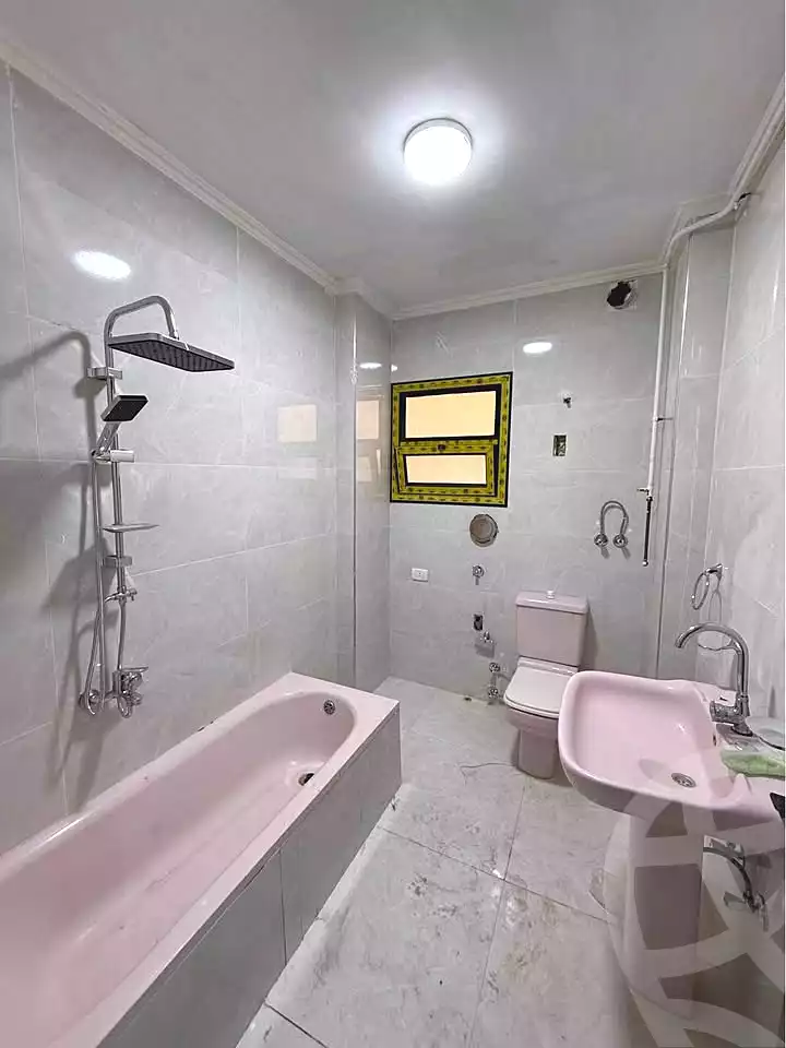 https://aqarmap.com.eg/ar/listing/7220918-for-sale-alexandria-el-asafra-shr-45