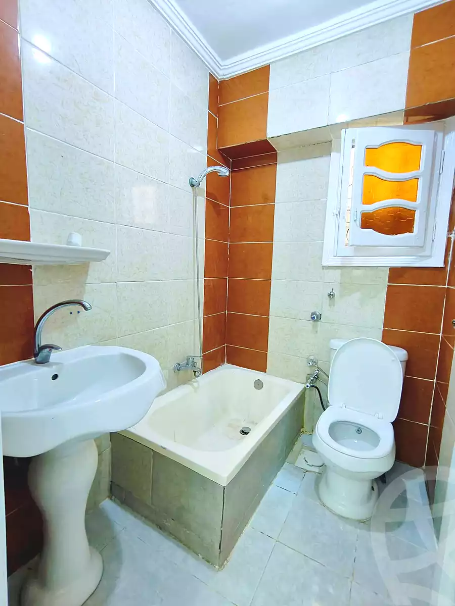 https://aqarmap.com.eg/ar/listing/7221060-for-sale-alexandria-al-agamy-shataa-el-nakheel