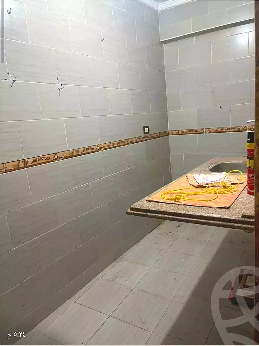 https://aqarmap.com.eg/ar/listing/7221108-for-sale-alexandria-al-agamy-el-hanouvel-el-kholafaa-el-rashdeen-st