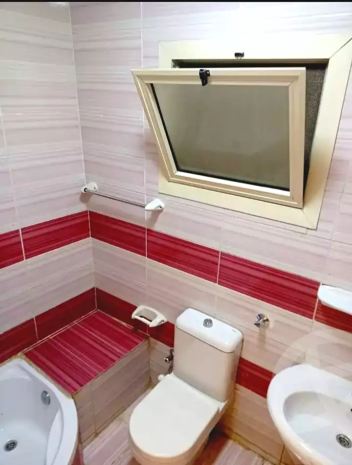 https://aqarmap.com.eg/en/listing/7221507-for-sale-alexandria-al-agamy-el-hanouvel