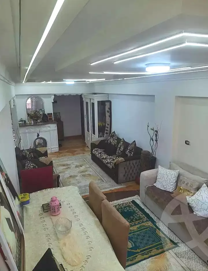 https://aqarmap.com.eg/en/listing/7221518-for-sale-alexandria-al-agamy-el-hanouvel