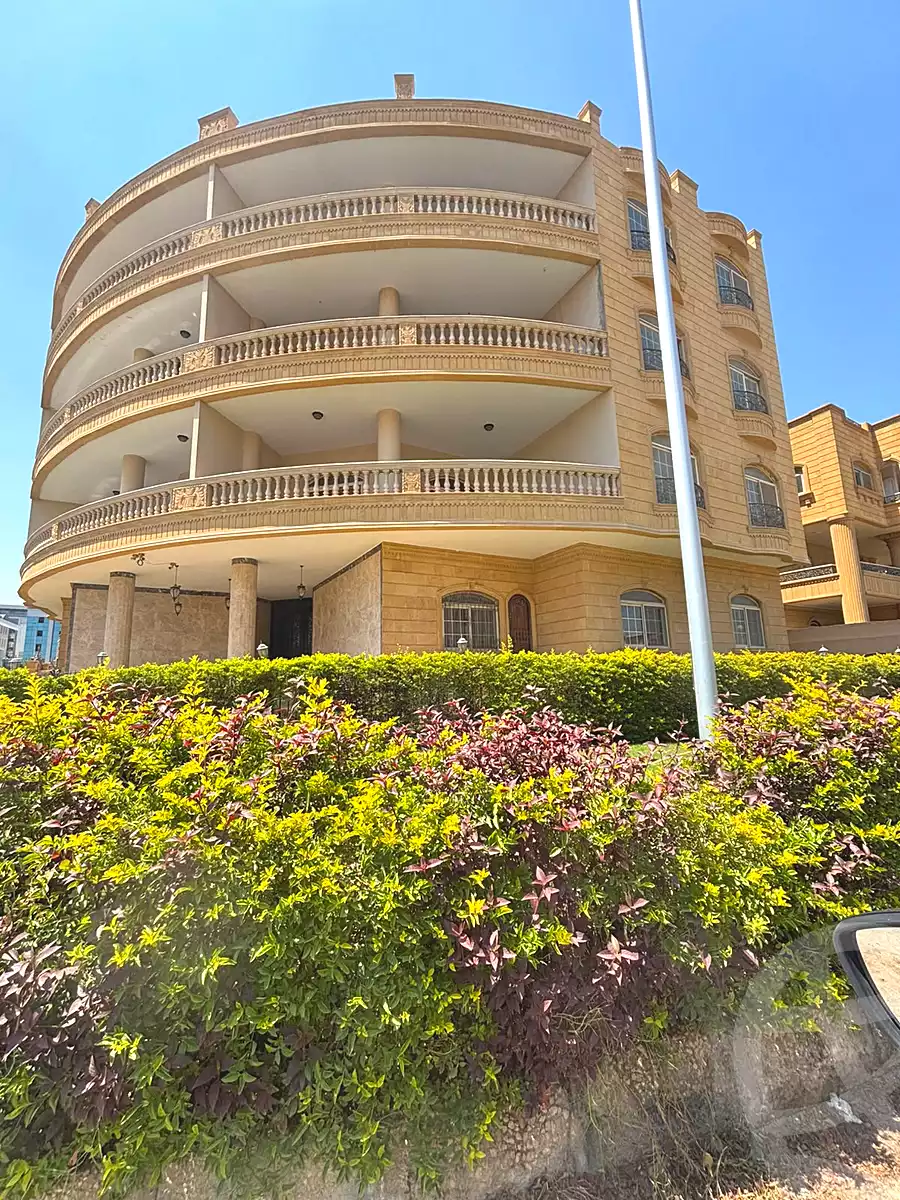 https://aqarmap.com.eg/ar/listing/7221638-for-sale-cairo-new-cairo-el-yassamin-el-yasmeen-7-el-shaikh-hassan-mamoun-st
