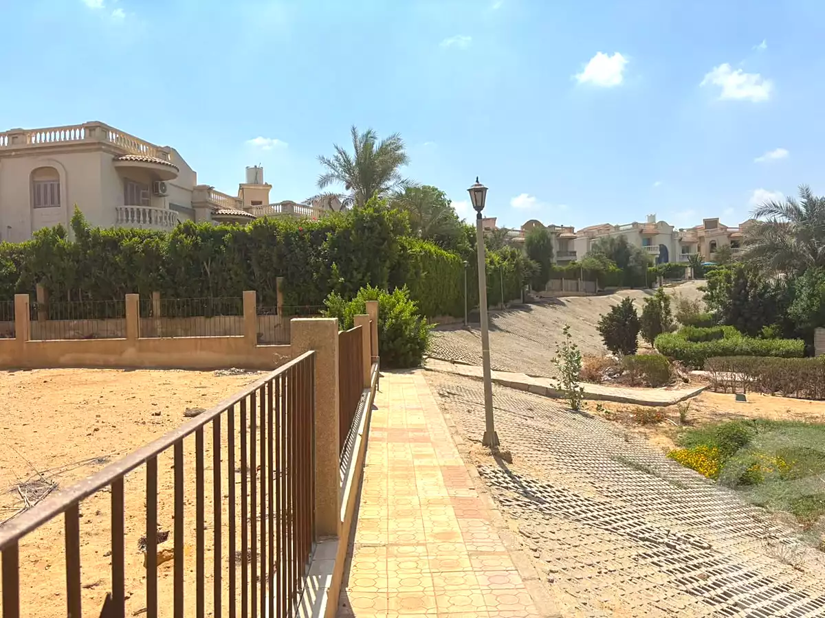 https://aqarmap.com.eg/en/listing/7221556-for-sale-cairo-el-shorouk-compounds-andalus-el-shorouk