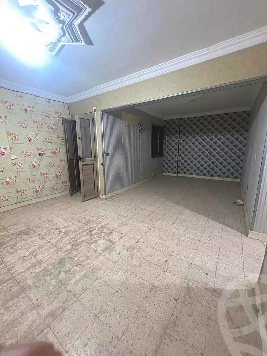https://aqarmap.com.eg/ar/listing/7221792-for-sale-cairo-helwan-mahmoud-khater-st