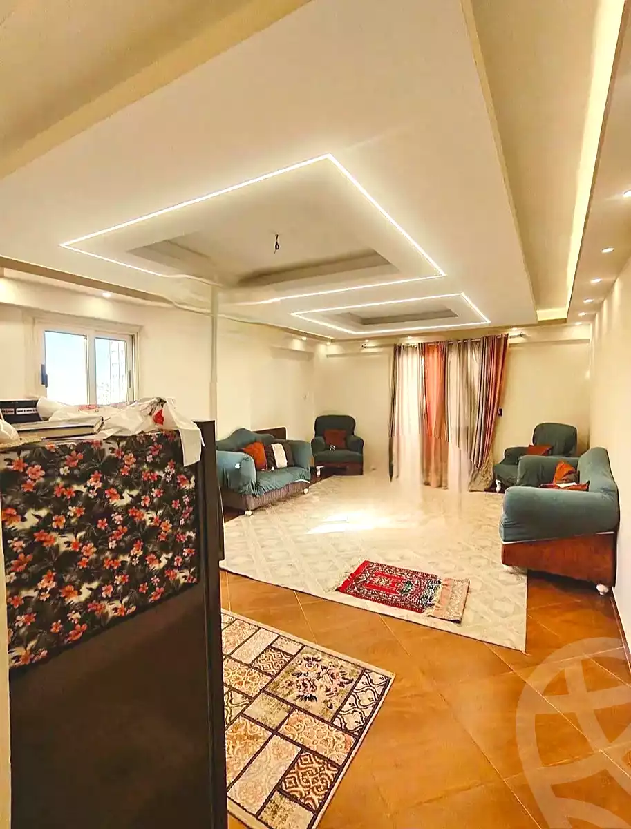 https://aqarmap.com.eg/ar/listing/7221784-for-sale-alexandria-al-agamy-lbytsh-mohamed-el-fardi-st