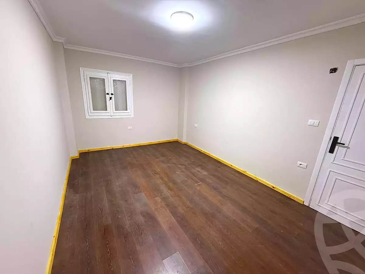 https://aqarmap.com.eg/en/listing/7221830-for-sale-cairo-helwan-azam-mosque-st