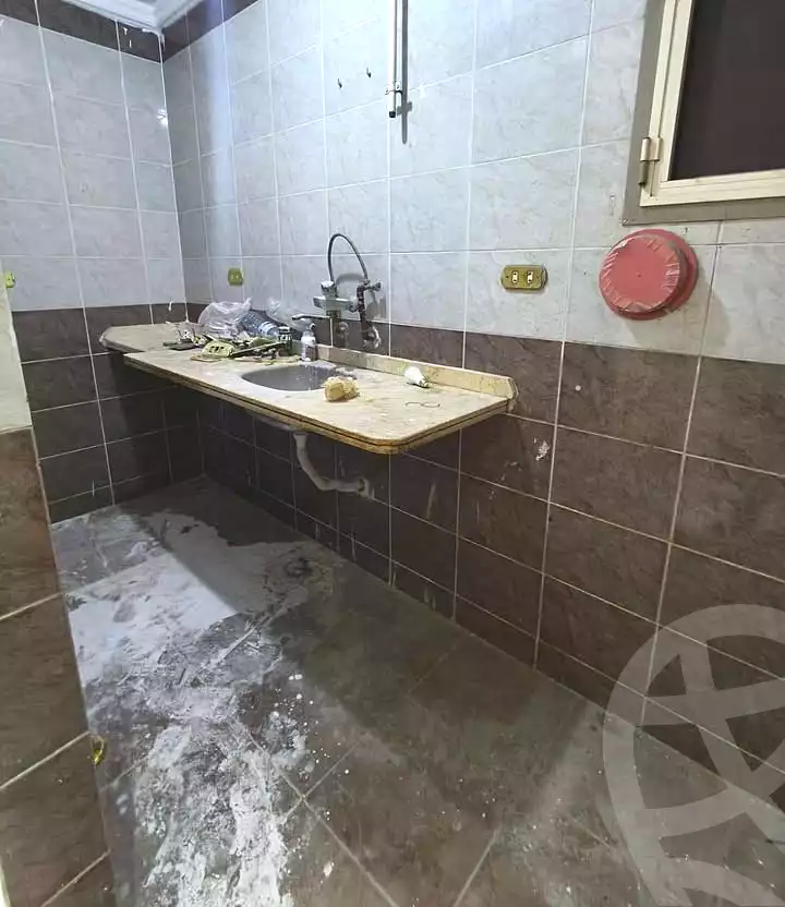 https://aqarmap.com.eg/ar/listing/7222014-for-sale-alexandria-lsywf-el-falki