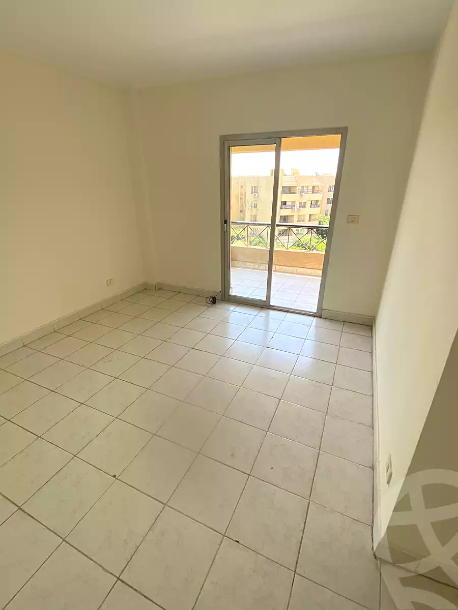 https://aqarmap.com.eg/ar/listing/7221759-for-rent-cairo-new-cairo-lrhb-city-phase-3-youssef-wahbi-st