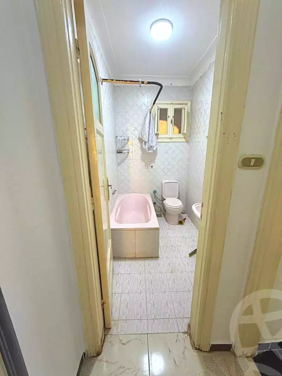 https://aqarmap.com.eg/ar/listing/7222356-for-sale-alexandria-al-agamy-shataa-el-nakheel