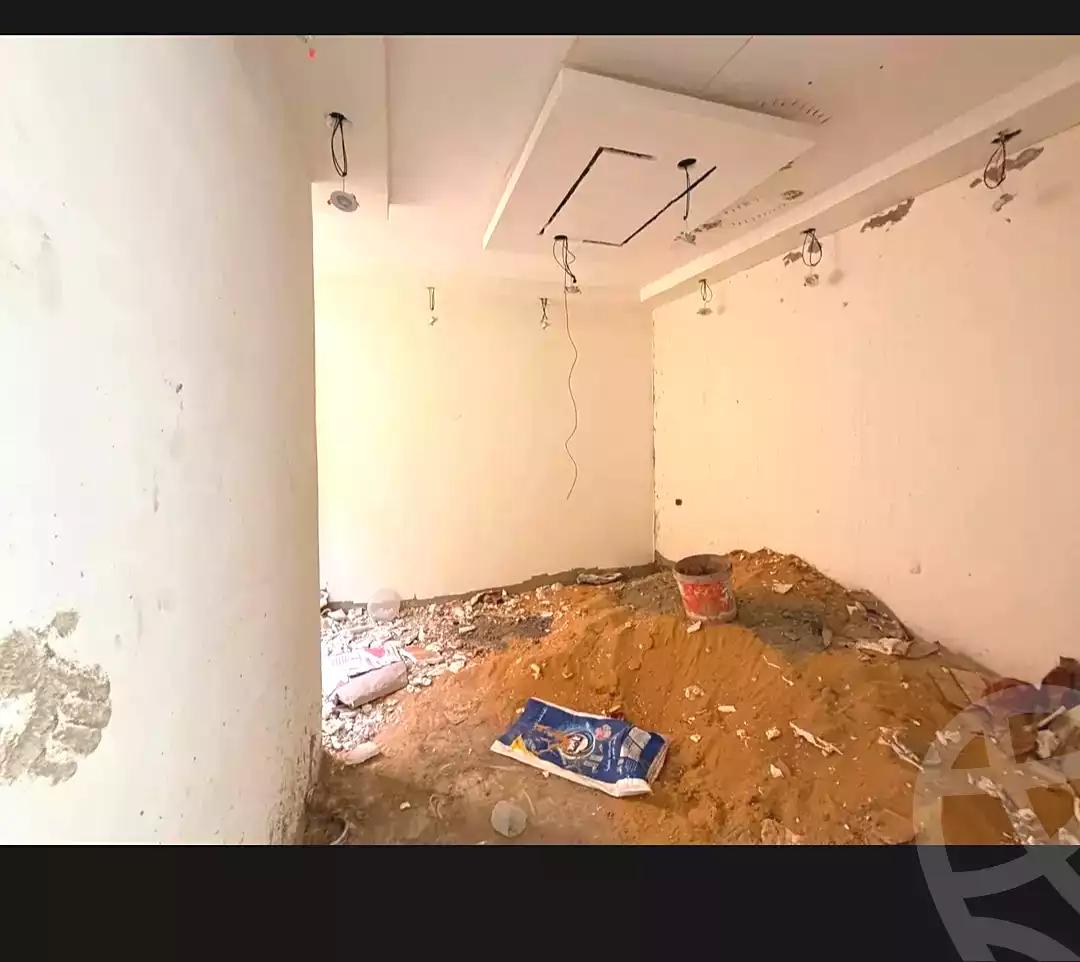 https://aqarmap.com.eg/ar/listing/7222550-for-sale-alexandria-miami-mahmoud-el-isawy-st