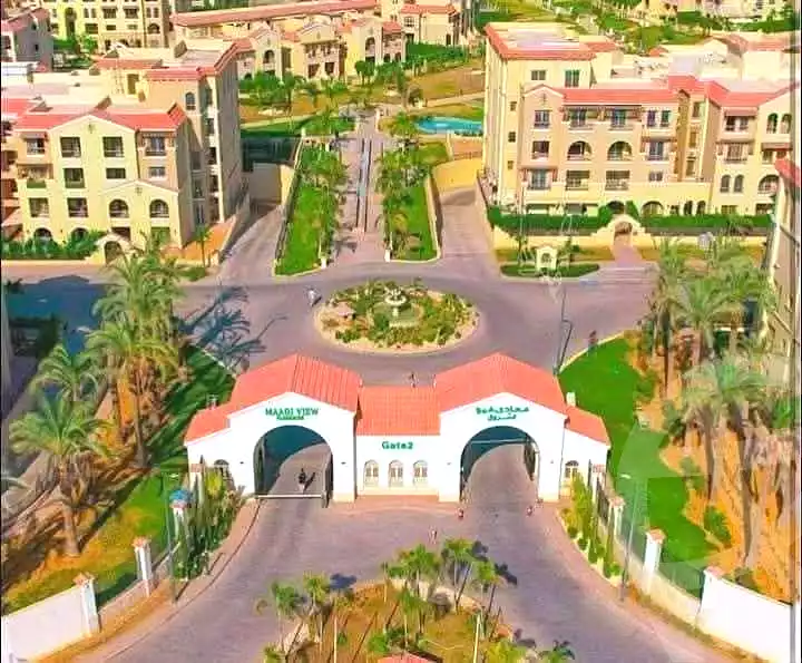 https://aqarmap.com.eg/ar/listing/7222471-for-sale-cairo-el-shorouk-compounds-yfy-ryzydns