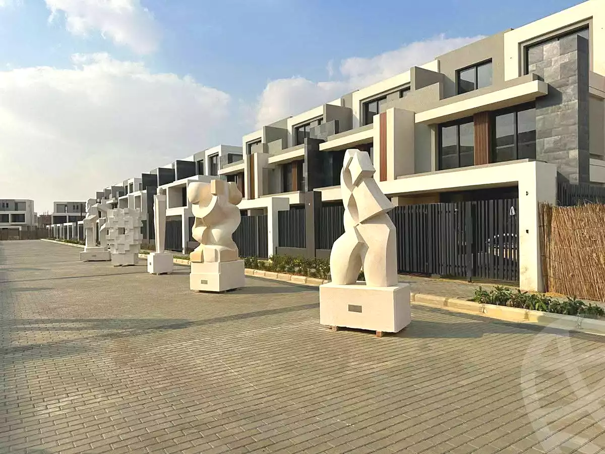 https://aqarmap.com.eg/ar/listing/7222768-for-sale-cairo-new-cairo-6th-settlement-compounds-el-patio-hills-compound-la-vista
