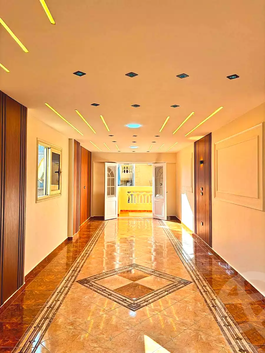 https://aqarmap.com.eg/ar/listing/7222835-for-sale-alexandria-sydy-bshr-sydy-bshr-bhry-shr-mhmwd-l-yswy