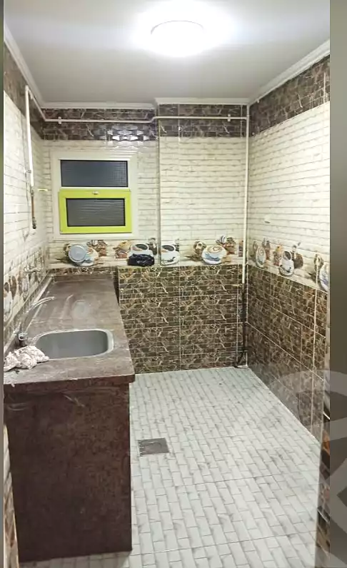 https://aqarmap.com.eg/ar/listing/7222903-for-sale-alexandria-al-agamy-lbytsh-bianchiii-el-arbaeen-st