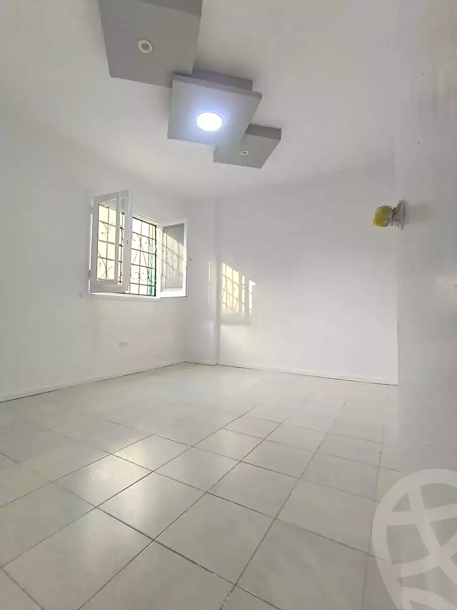 https://aqarmap.com.eg/ar/listing/7223357-for-sale-alexandria-al-agamy-shataa-el-nakheel