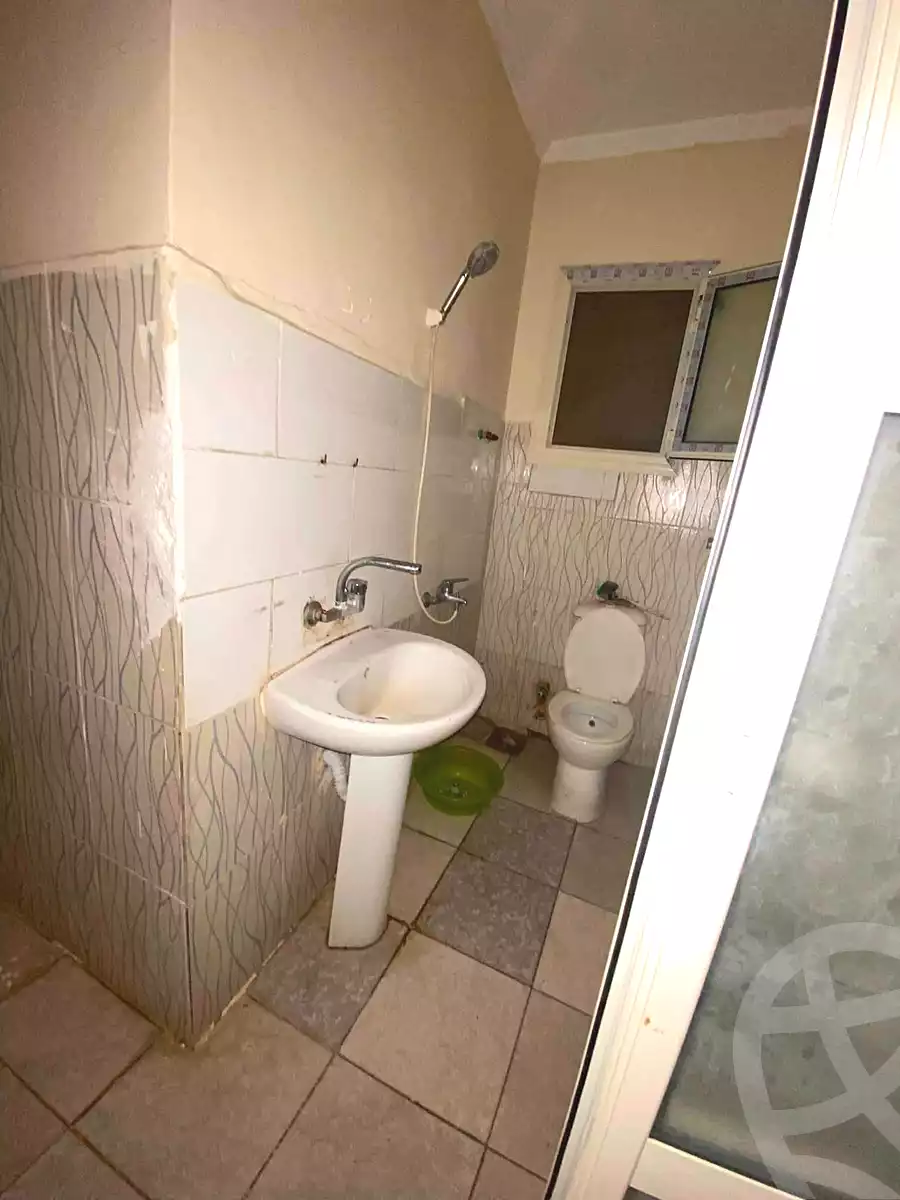 https://aqarmap.com.eg/ar/listing/7223443-for-sale-alexandria-rs-ltyn