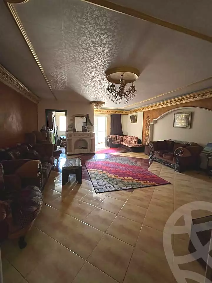 https://aqarmap.com.eg/en/listing/7223627-for-sale-cairo-faisal-kafr-tohormos-queen-nazli-st