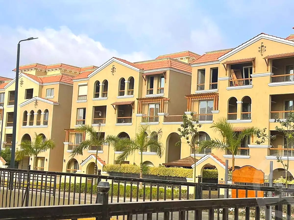 https://aqarmap.com.eg/ar/listing/7223665-for-sale-cairo-el-shorouk-compounds-yfy-ryzydns