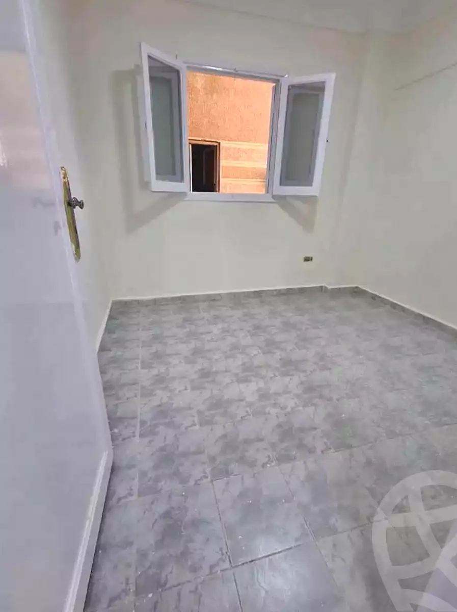 https://aqarmap.com.eg/en/listing/7223824-for-sale-alexandria-al-agamy-shataa-el-nakheel