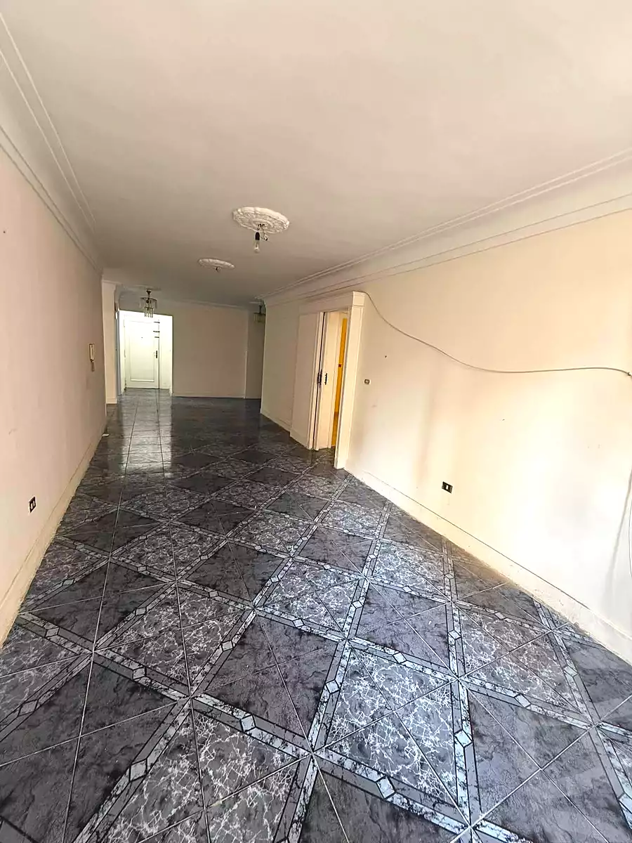 https://aqarmap.com.eg/en/listing/7224248-for-sale-alexandria-sydy-bshr-sydy-bshr-bhry-abd-el-salam-aref-st