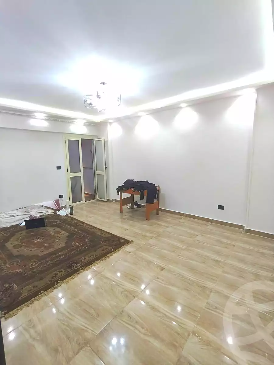https://aqarmap.com.eg/ar/listing/7224362-for-sale-alexandria-sydy-bshr-sydy-bshr-bhry-shr-mhmwd-l-yswy