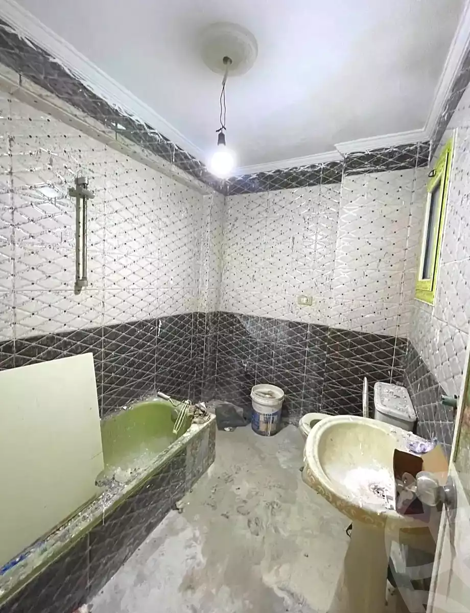 https://aqarmap.com.eg/ar/listing/7224369-for-sale-alexandria-al-agamy-lbytsh-qased-kareem-st