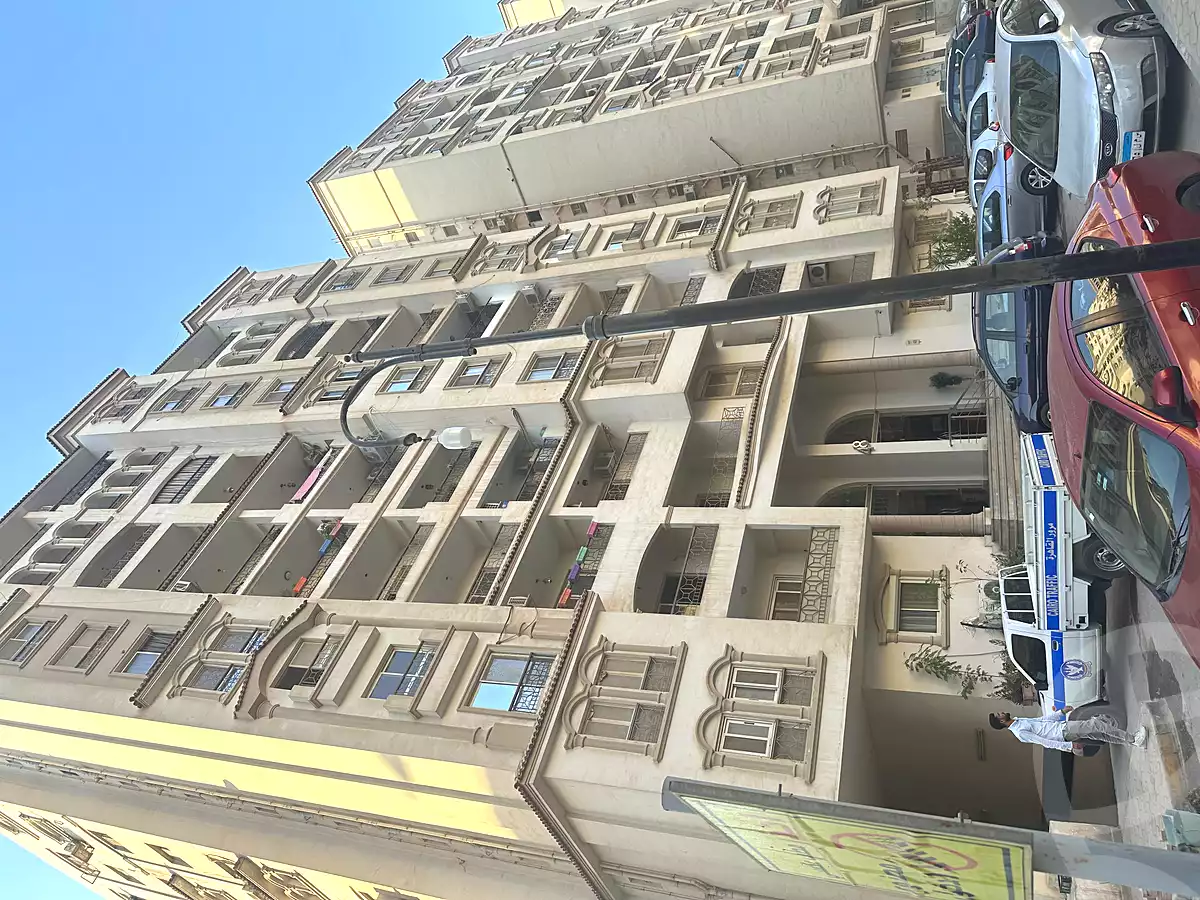 https://aqarmap.com.eg/ar/listing/7224451-for-sale-cairo-el-maadi-compounds-el-baron-city