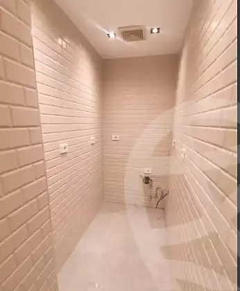https://aqarmap.com.eg/ar/listing/7224556-for-rent-cairo-el-maadi-compounds-rayhanah-plaza
