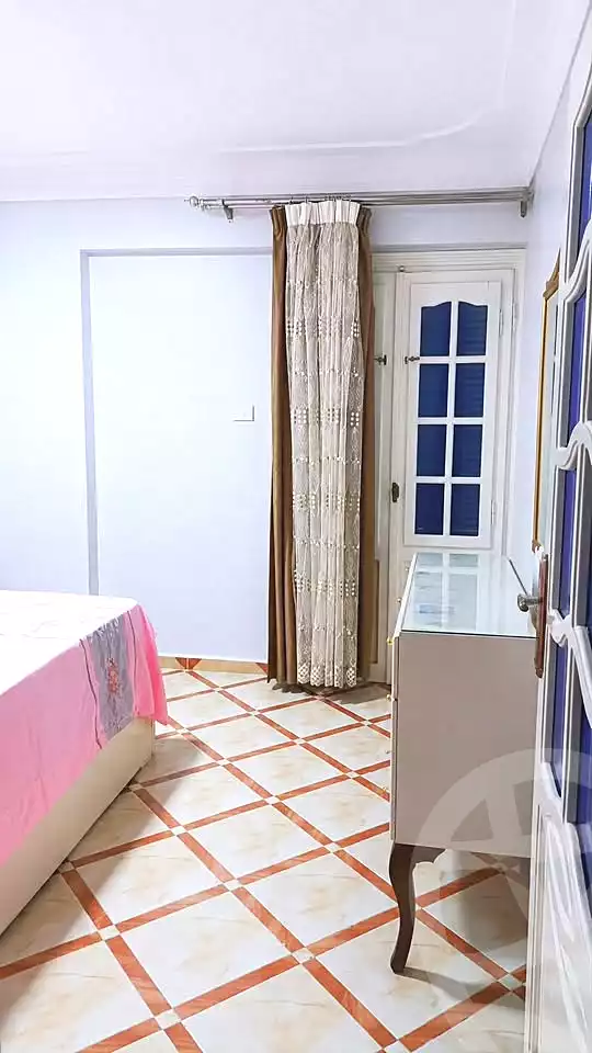 https://aqarmap.com.eg/en/listing/7224814-for-sale-alexandria-al-agamy-el-hanouvel-el-salam-st